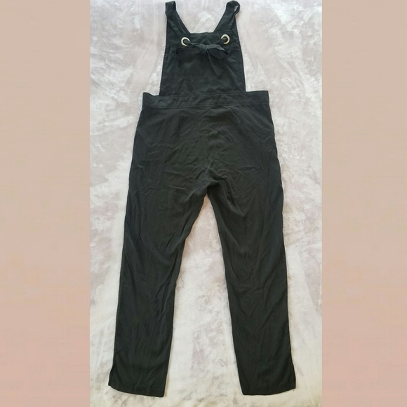 Tea N Rose Overalls in Black - Size Medium - Picture 2 of 4